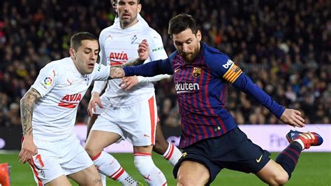 La Liga Fc Barcelona Siegt Ohne Probleme Gegen Sd Eibar Eurosport