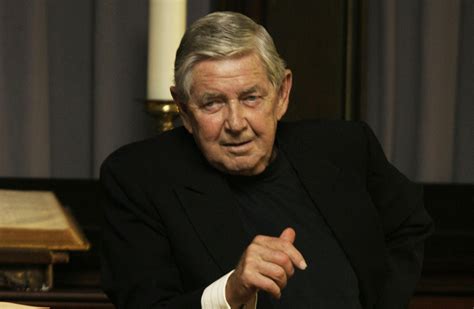 Waltons Patriarch Ralph Waite Dies At 85 Wsj