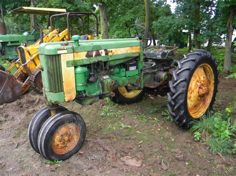 Steiner tractor parts sells new parts for old tractors. John Deere 420T Power Steering Tractor - Green Spring Tractor