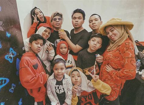 Foto gen halilintar dulu sekarang youtube. Gen Halilintar Dulu Dan Sekarang : Gen Halilintar Stars Youtube Channel Analytics And Report ...