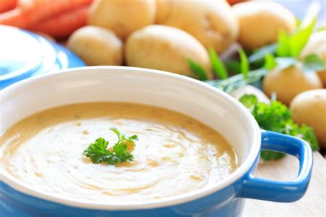 Check spelling or type a new query. 10 Makanan dari Kentang ini Sangat Mudah untuk Dibuat. Yuk ...