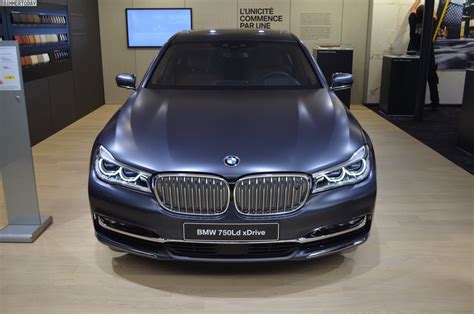 Dark shadow gray pri clearcoat pearl. 2017 BMW 750d: Quad Turbo Diesel debuted in Frozen Arctic Grey