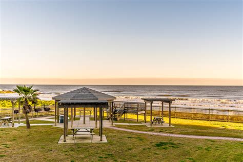 The inn offer a cozy and homey feeling the you will be loved, at a affordable prize. Ocean Breeze | Connect Coastal