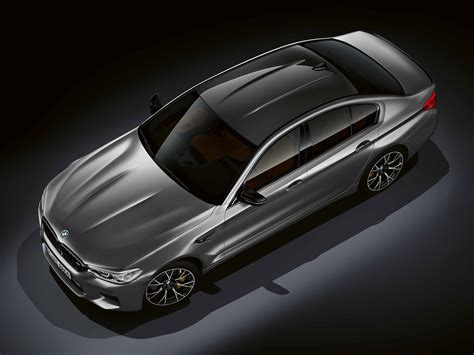 To help tell the competition model apart from lesser m5s, bmw added gloss black accents to the door handles, mirrors, side m gills, rear spoiler, and window trim. 2019 BMW M5 Competition Sedan | AUTOMOTIVE RHYTHMS