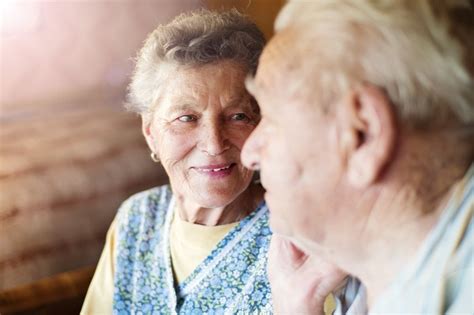 10 Surprising Tips On Successful Online Dating For Seniors