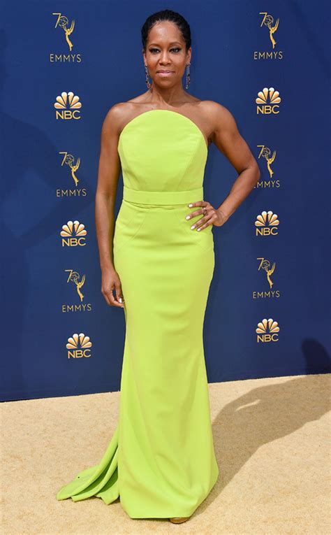 See All The Emmys 2018 Red Carpet Fashion Looks E News Canada