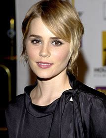 Hot Hut Alison Lohman Hot And Sexy Photo Picture Gallery