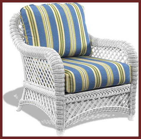 On the other hand, if you are more traditional and subtle, you may be more inclined to focus on wood chairs or a white wicker design with a cottage/farmhouse feel. White Wicker Chair: Lanai Style - Traditional - Outdoor ...