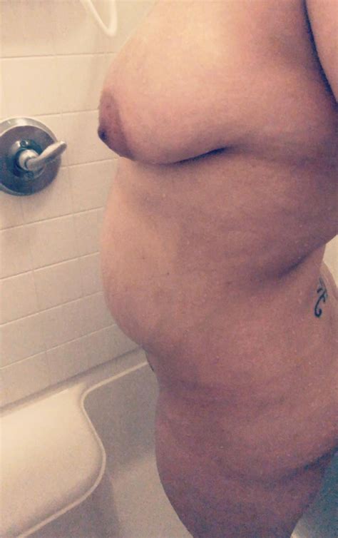 15 Weeks And Still So Horny Any Fellow Pregnant Ladies Wanna Play