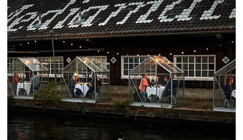 Dutch Restaurant Introduces Quarantine Greenhouses For Diners To Eat