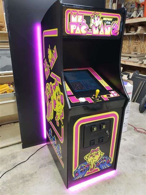 In this video, a friend of mine brings his 1981 ms. Ms Pacman Cabinet | Cabinets Matttroy