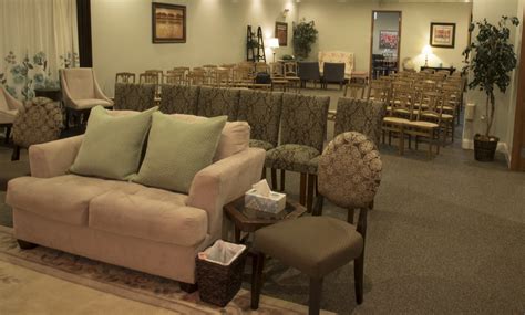 WSFH visitation area-3_6972 - Cappetta's West Suburban Funeral Home