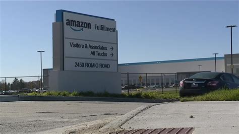 Amazon Hiring To Fill Open Positions At New Center In Akron