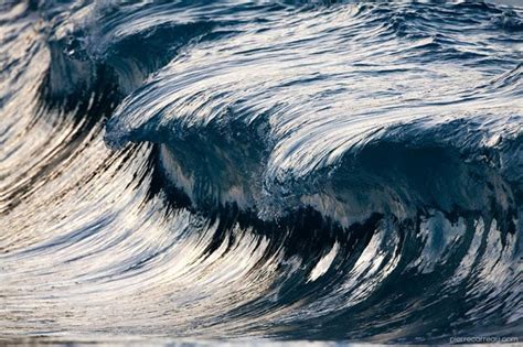 Beautiful Photos Capture The Majesty Of Waves Cresting And Crashing