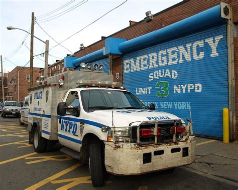P043s Nypd Emergency Service Squad 3 Truck Parkchester B Flickr