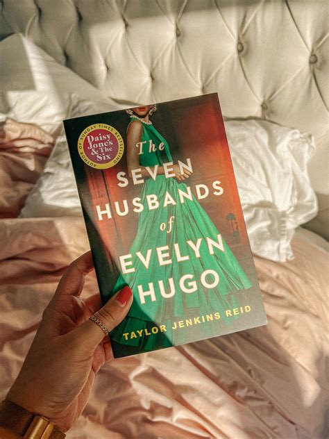 6 Brilliant Books Like The Seven Husbands Of Evelyn Hugo