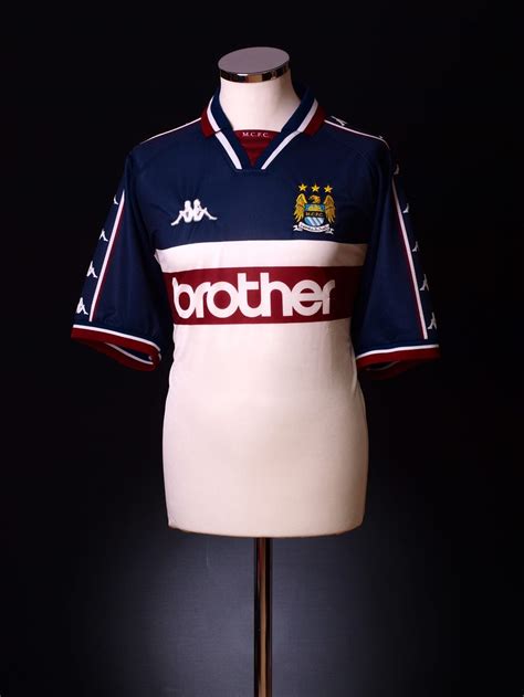 Manchester city raheem sterling home shirt 20/21 kids. Man City kits from 1983 to 2020 ranked - Manchester ...
