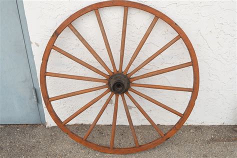 Rustic Wagon Wheels Photos Cantik