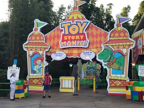8 Things To Know About Toy Story Mania At Walt Disney Worlds Hollywood