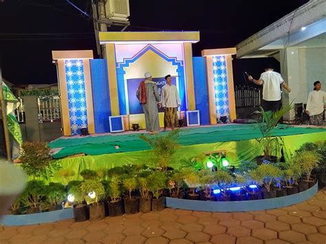 Terlebih lagi ketika anda ditunjuk sebagai ketua acaranya tentu akan sangat membanggakan sekali. 20 Gambar Backdrop Panggung Maulid - gambar contoh banners