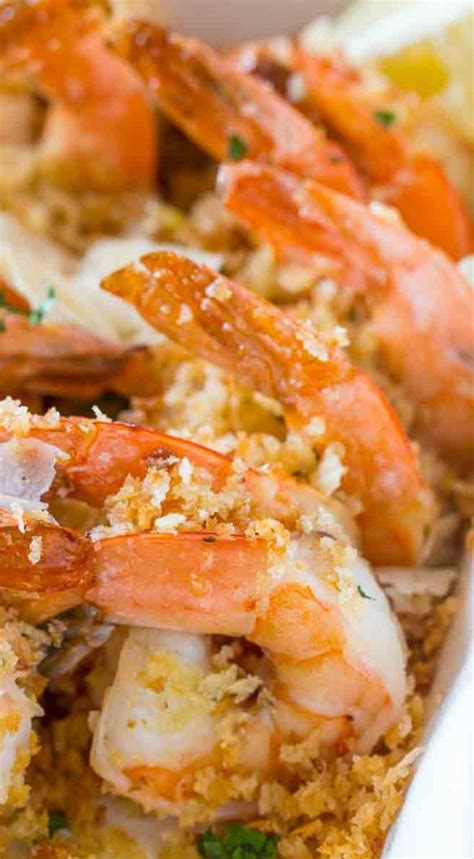 Join eric from simply elegant home cooking as he demonstrates. Baked Shrimp Scampi ~ Jumbo shrimp baked in a white wine ...