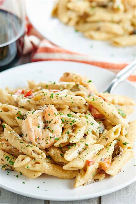 Fortunately, shrimp are very adaptable to numerous recipes and cooking methods, so it's not like you have to eat the same. Easy Shrimp Alfredo - an Easy Recipe for Shrimp Pasta ...