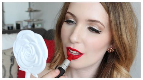 It's time to review a new set of mac lipsticks from the matte lip collection! MAC Lipstick Collection and Swatches on Very Pale Skin ...
