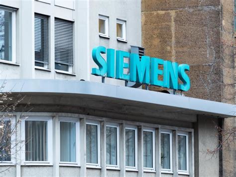 Siemens Aktion Re Stimmen Ber Co Komponente Ab