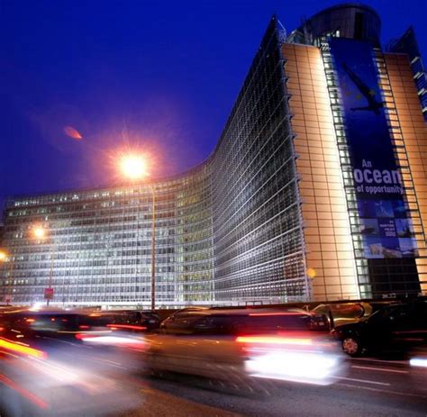 Die europäische kommission ist die kontrollinstanz der europäischen union: Europäische Union: Brüssel, das neue Moskau mit ...