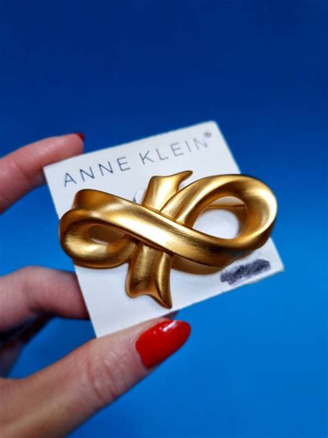 Anne Klein 80s New Vintage Matte Gold Plated Bow Brooch Etsy