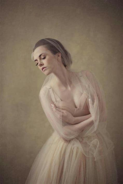 Image Result For Sue Bryce Ballet Pictures Sue Bryce Portrait Portrait Inspiration
