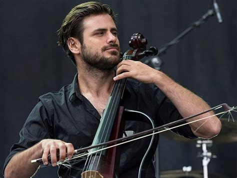 Stjepan Hauser U Off Ciklusu Koncert Koji Se Ne Propušta