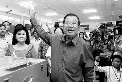 Hun Sen Confident Of Keeping Power After Local Vote