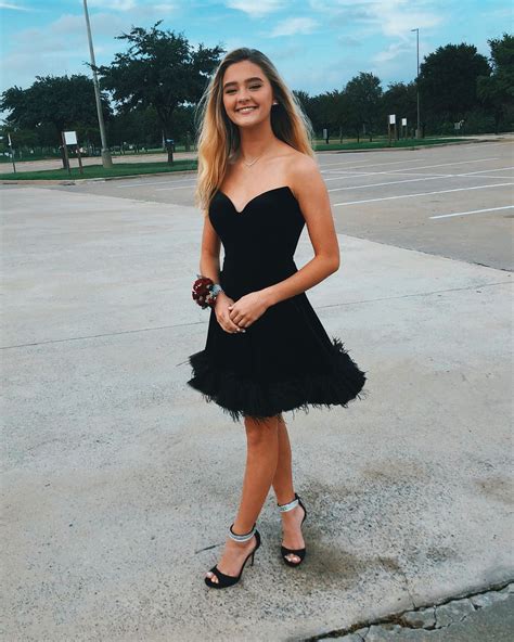 Teenstarlets Info “ Lizzy Greene Instagram ” Lizzy