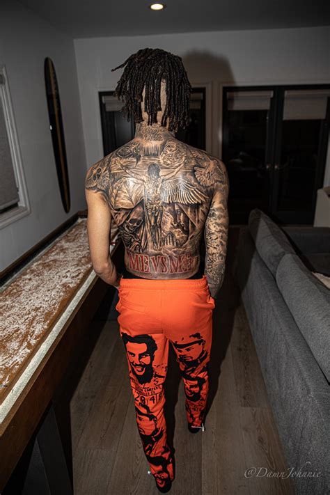Hip Hop Ties On Twitter Nle Choppa Shows Off New Back Tattoo Piece Https T Co V Qsdtz A