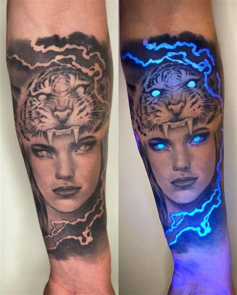 Amazing Uv Tattoos Glow With Blue Uvealism In The Right Light