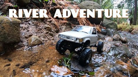 Scx24 Scale Micro Crawling With Toyota Hard Body Youtube