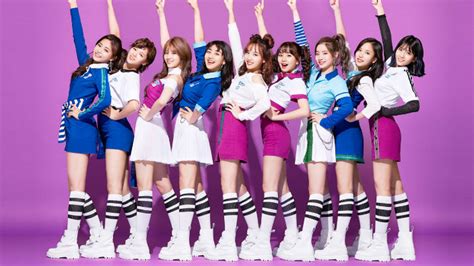 Not to be confused with the song what is love?. TWICE "Likey" concept is totally unique | SBS PopAsia