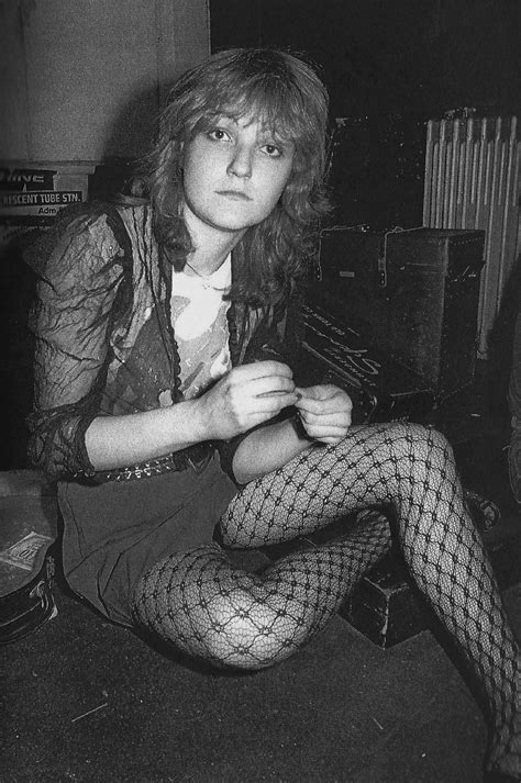 The Slits Viv Albertine Photographed Backstage By Ray Stevenson 1979 Punk Rock Girls Estilo