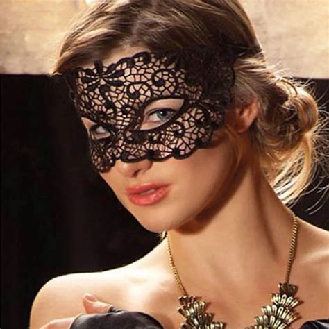 1pc Black Sexy Lace Mask Cutout Eye Mask For Halloween Masquerade Party