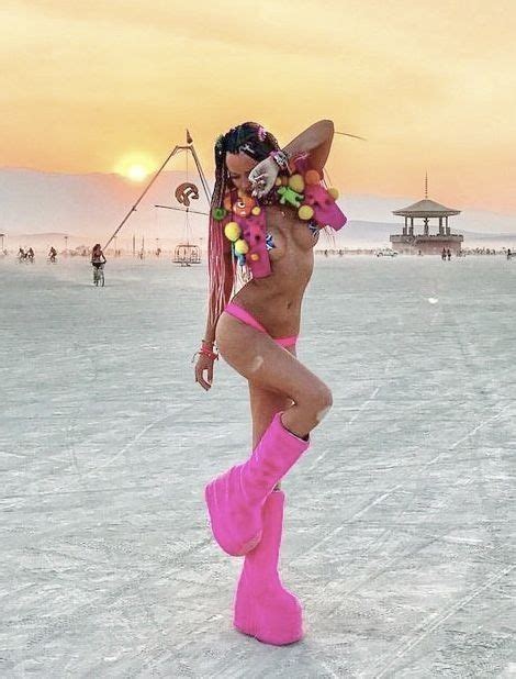 60 Of The Craziest And Hottest Burning Man Festival Girls Burning Man