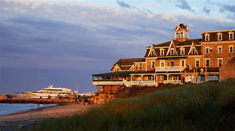 The Best Beach Hotels To Book In Rhode Island