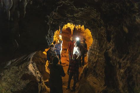 Intro To Caving Cave Of The Winds Mountain Park