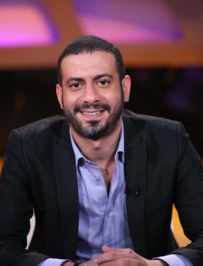 أنتظروني في العرض الخاص لفيلمي الجديد خانة اليك. صور سر انسحاب محمد فراج من مسرحية الملك لير | الراقية