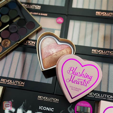 Makeup Revolution London Cosmetics Iconic Palette Blushing Hearts