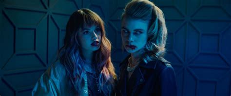 Debby Ryan Lucy Fry And Stars Of Netflixs “night Teeth” Talk Vampire Inspirations The Daily