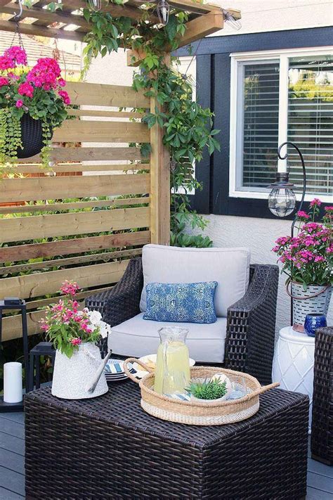 75 Amazing Backyard Patio Seating Area Ideas For Summer Home Decor