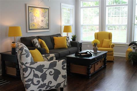 The mustard yellow is perfect for any room: dark gray and yellow living room - modern house designs