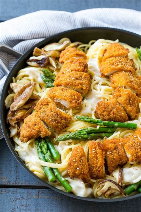 This simple family dinner is full of fragrant spices and tender pieces of chicken. Easy Chicken Spaghetti - Dinner at the Zoo