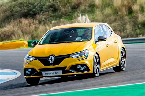 Renault Megane Rs Trophy 2018 Review Autocar